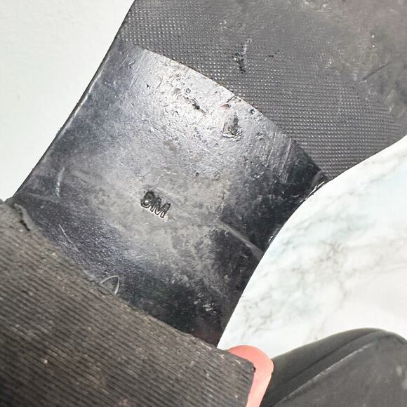 Tory Burch Gemini Goldtone Link Black Leather Flat Ankle Boots women’s size 8 - Picture 15 of 16